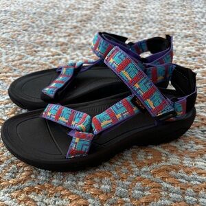 Teva hurricane sandals